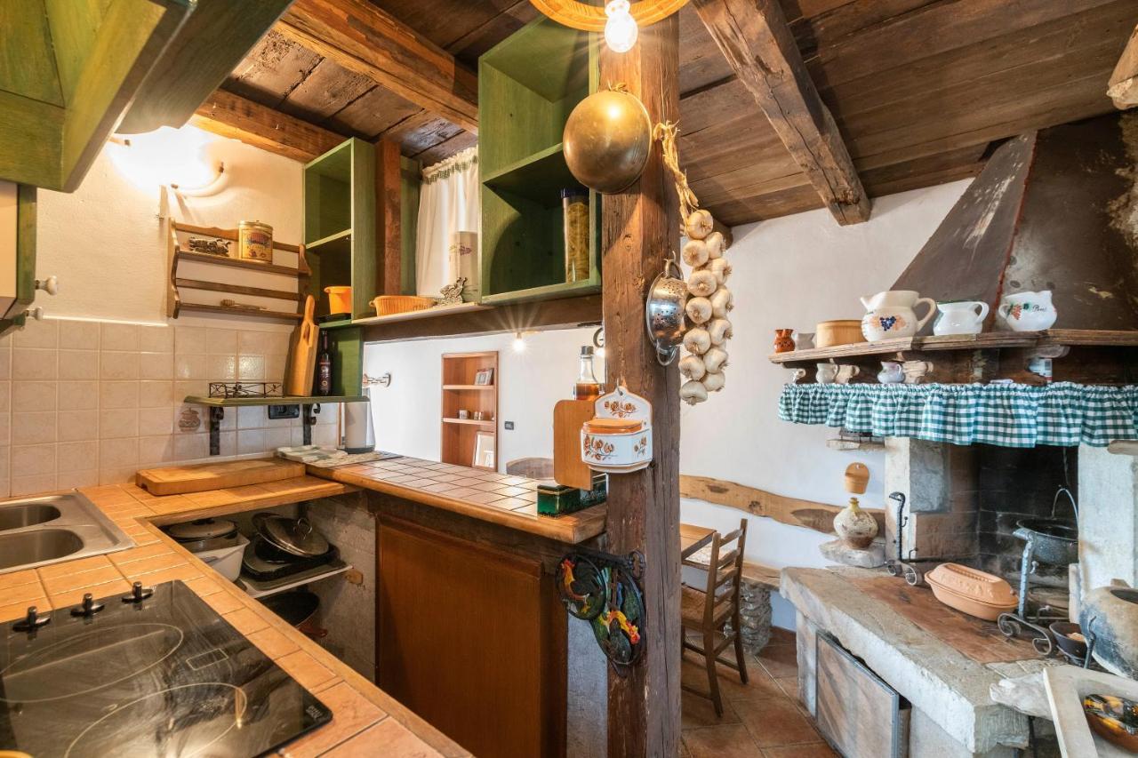 Villa Margerita With Private Pool, Yard And Parking Kaštelir 외부 사진