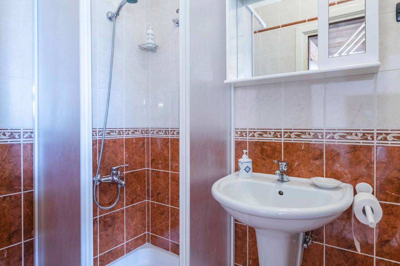 Villa Margerita With Private Pool, Yard And Parking Kaštelir 외부 사진