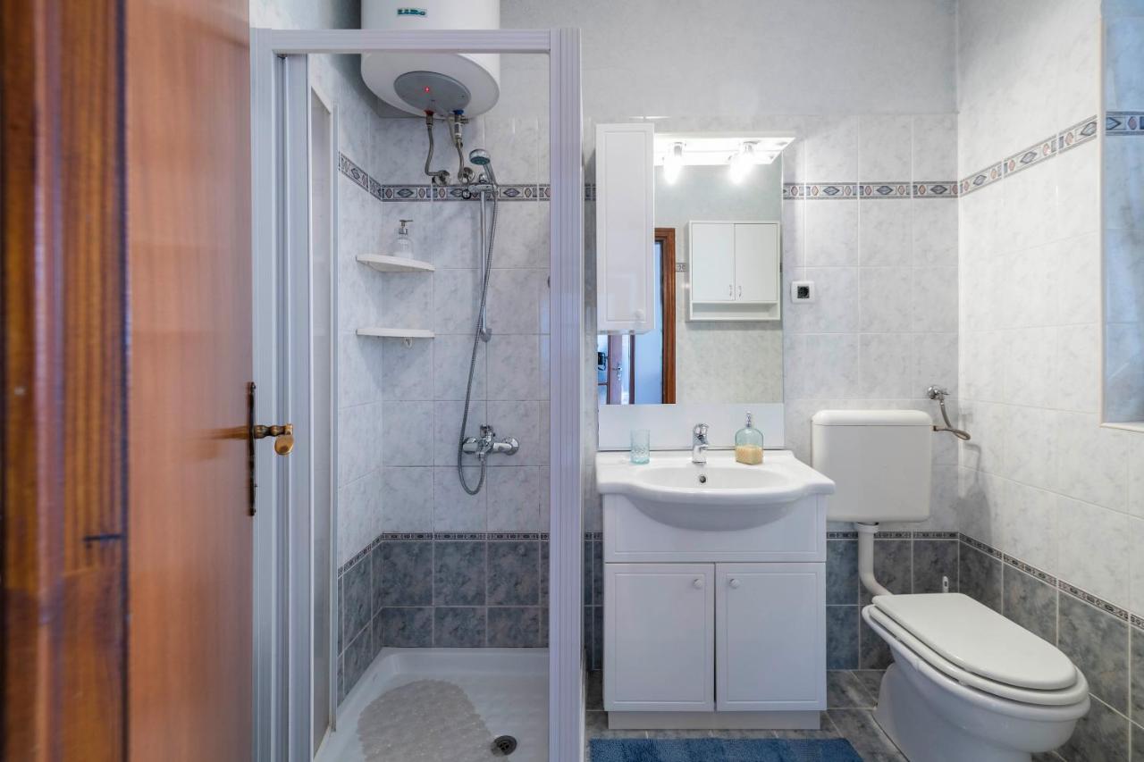 Villa Margerita With Private Pool, Yard And Parking Kaštelir 외부 사진