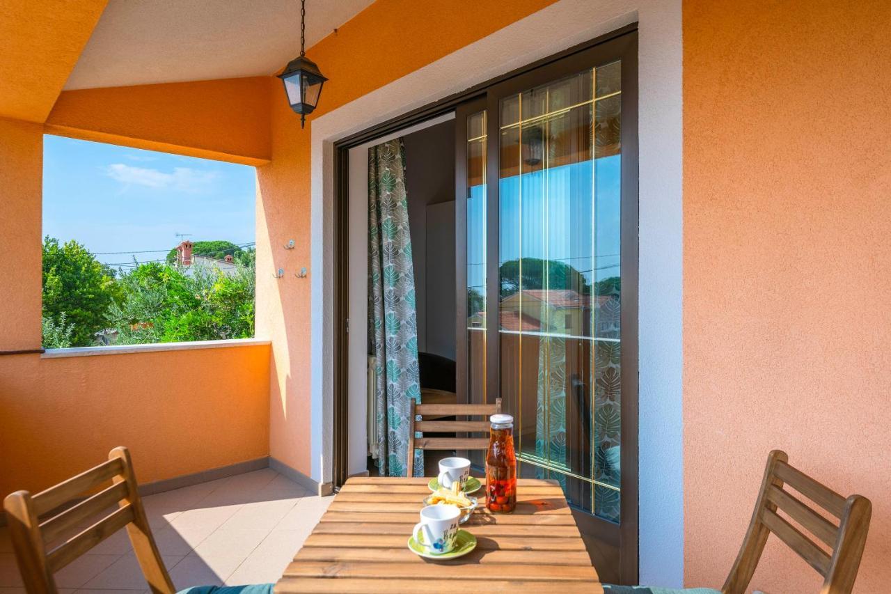 Villa Margerita With Private Pool, Yard And Parking Kaštelir 외부 사진