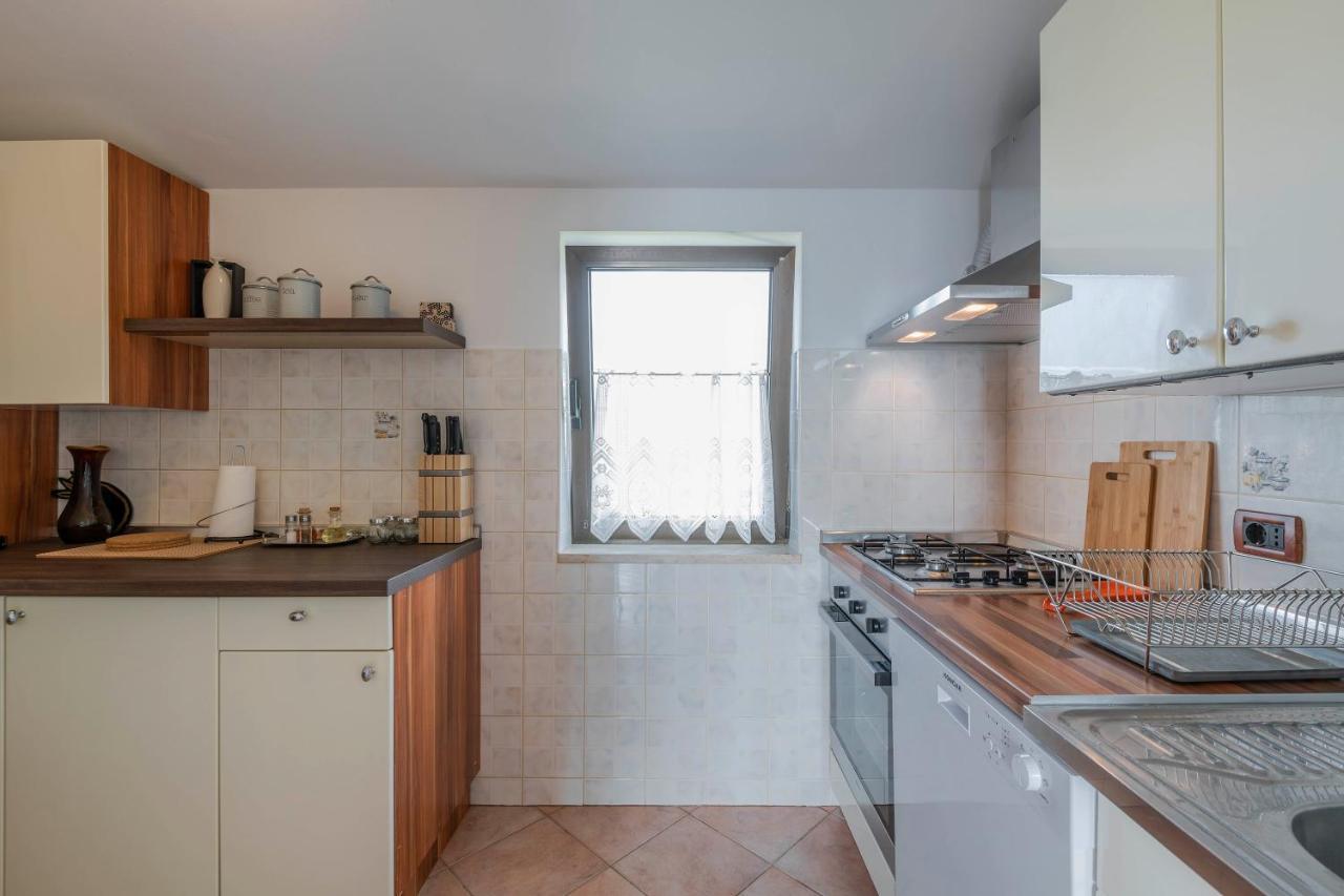 Villa Margerita With Private Pool, Yard And Parking Kaštelir 외부 사진
